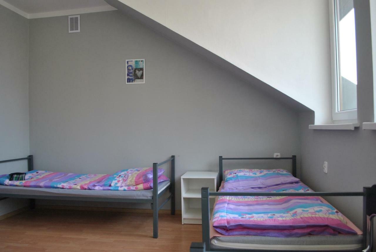 Hostel Pod Topolami เจโลนากูรา ภายนอก รูปภาพ