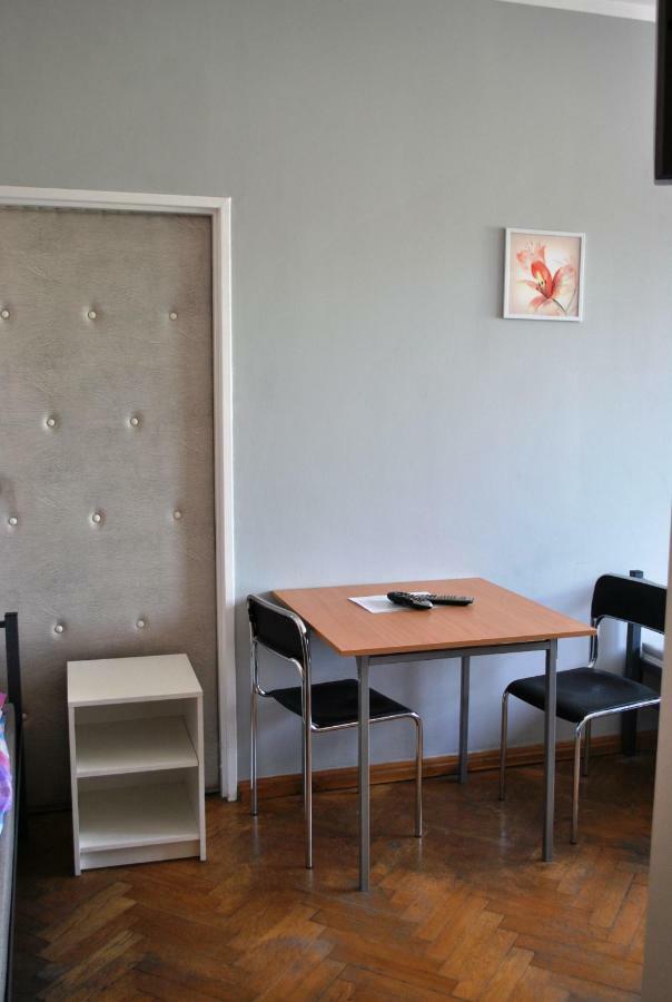 Hostel Pod Topolami เจโลนากูรา ภายนอก รูปภาพ