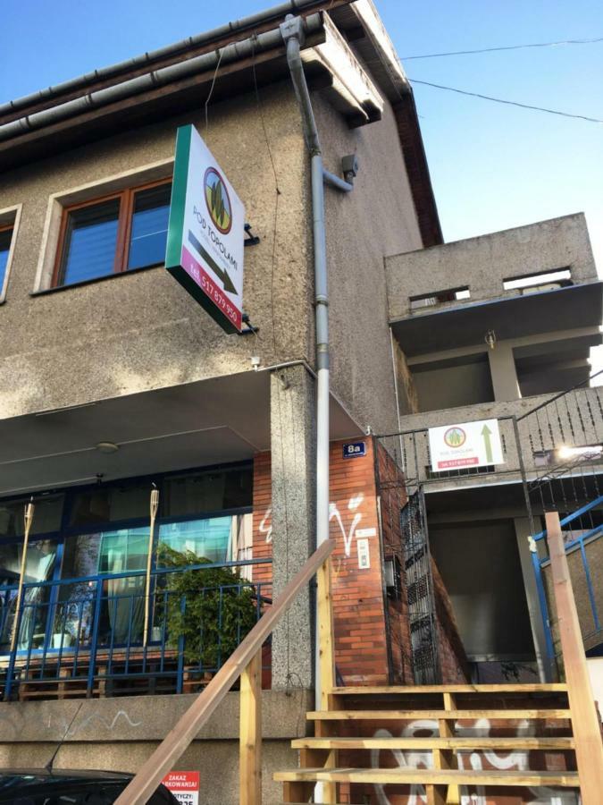 Hostel Pod Topolami เจโลนากูรา ภายนอก รูปภาพ